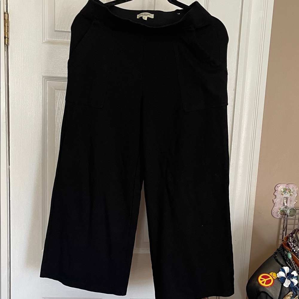 Max Studio size S Women’s Wide-Leg Black  Pants